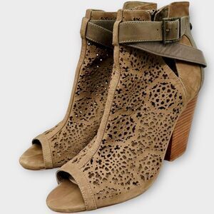 Vince Camuto Maizy‎ Perforated Laser Cut Leather Ankle Booties Brown Size 10M/40